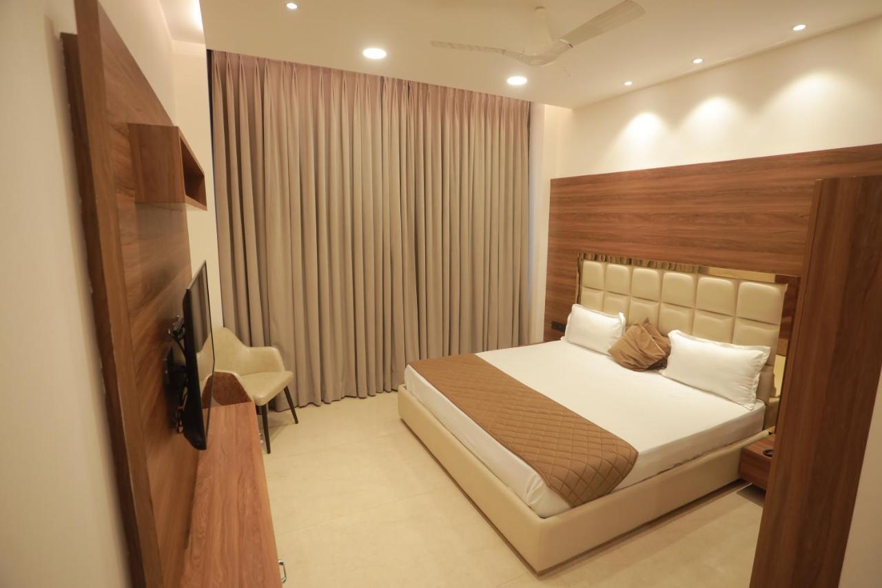 Ovel Hotel Ludhiana Pokój zdjęcie